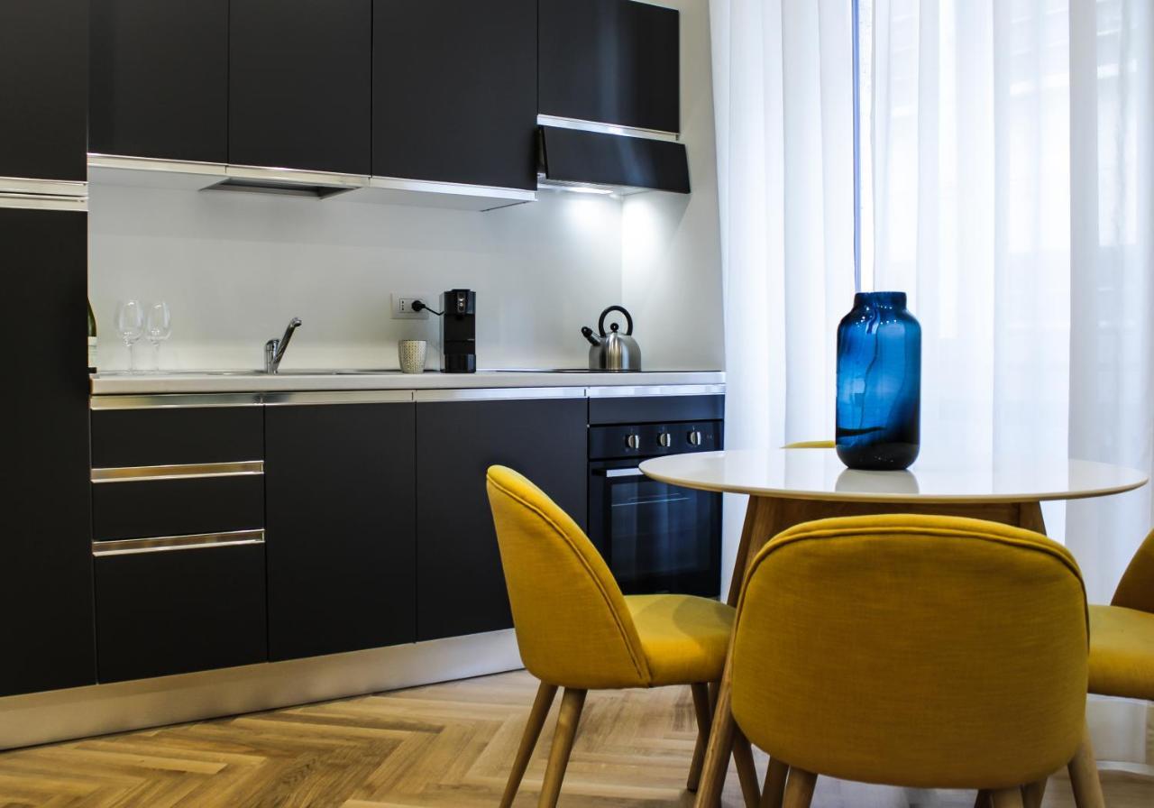 Serendipity Apartments - Duomo Milan Exterior photo